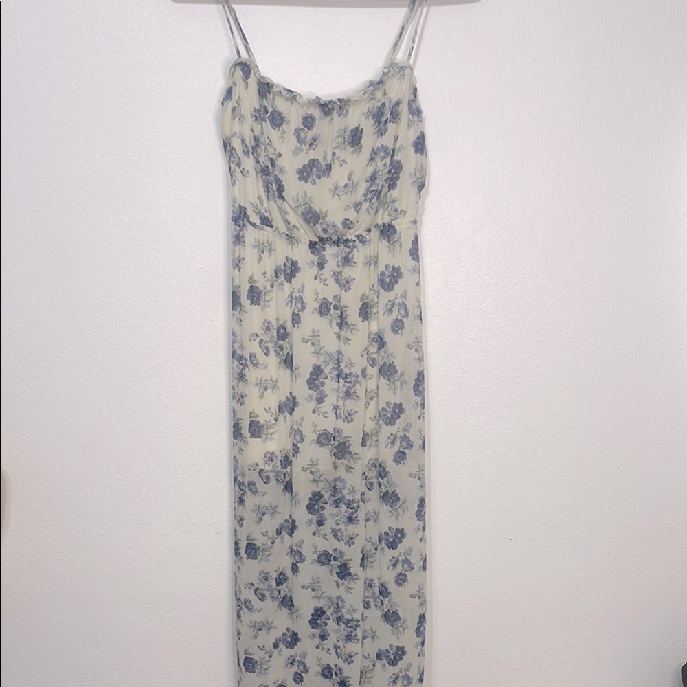 Reformation Lavender Floral Print Dress Size Small PTP 13”-17” EUC
